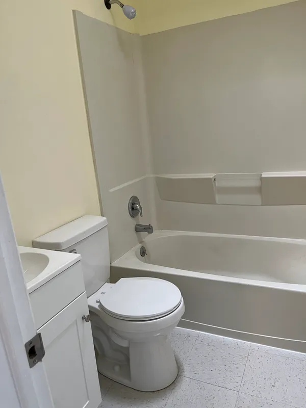 $175,000 | 428 Croyden Road, Upper Darby, PA 19082