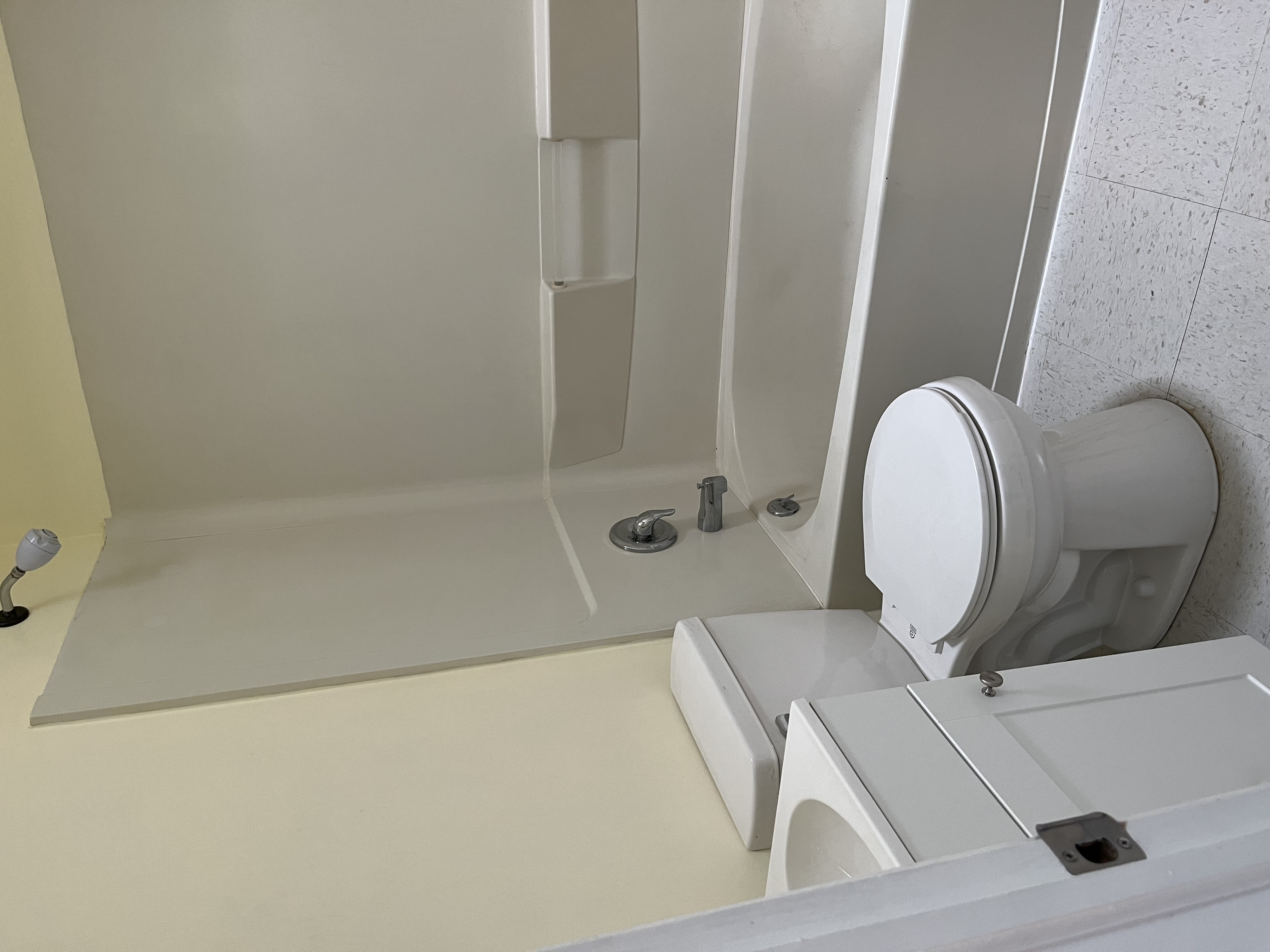 428 Croyden Road Upper Darby, PA 19082 - Photo 11 of 11