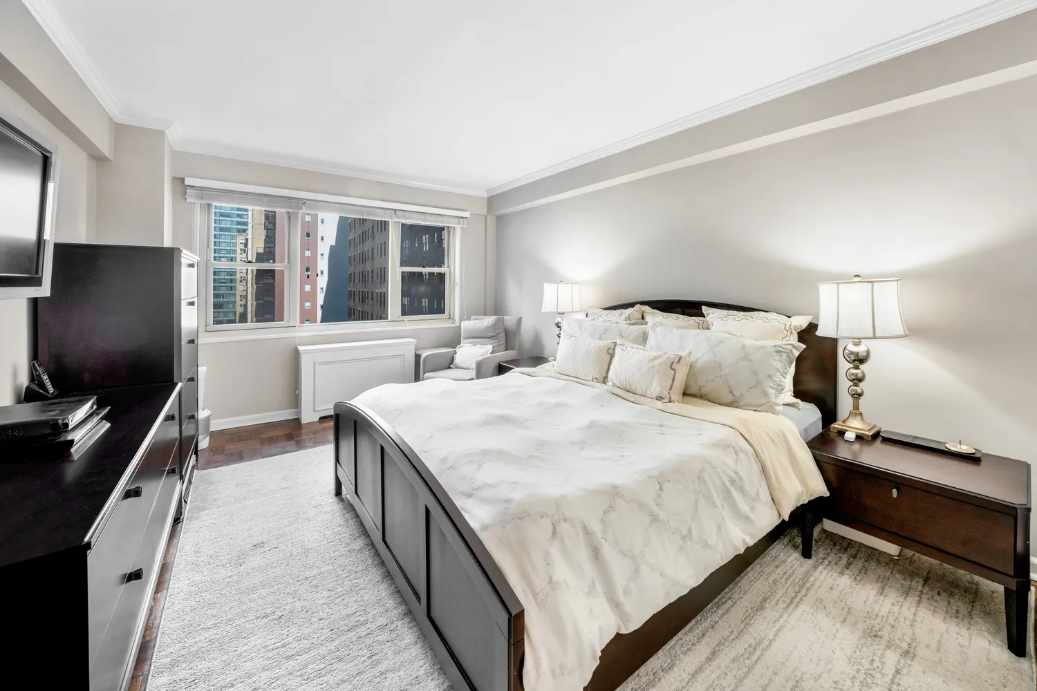 $795,000 | 345 East 56th Street, Unit 11C | Sutton Place