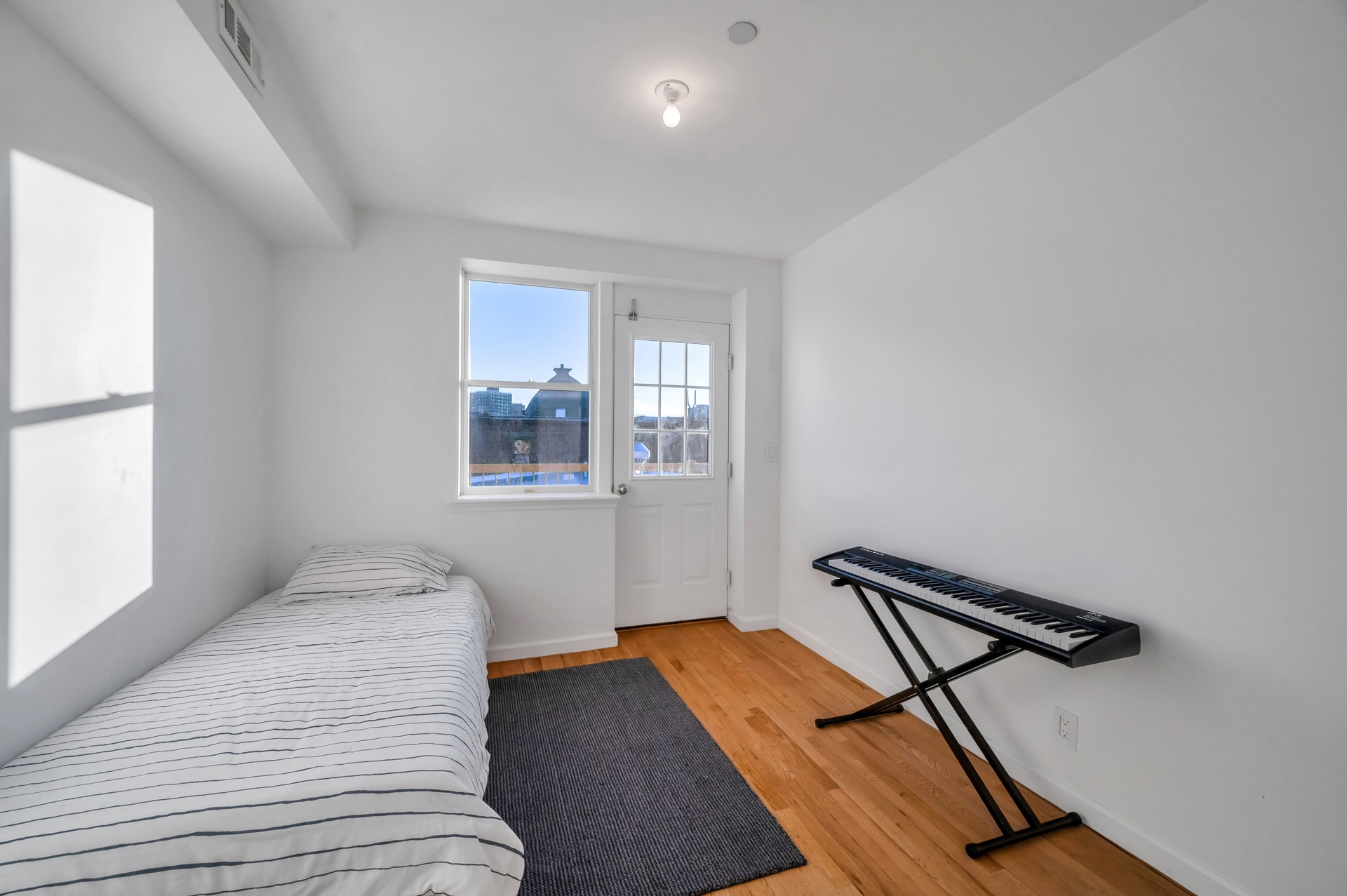 170 Broadway, Unit 6A Brooklyn, NY 11211 - Photo 8 of 14