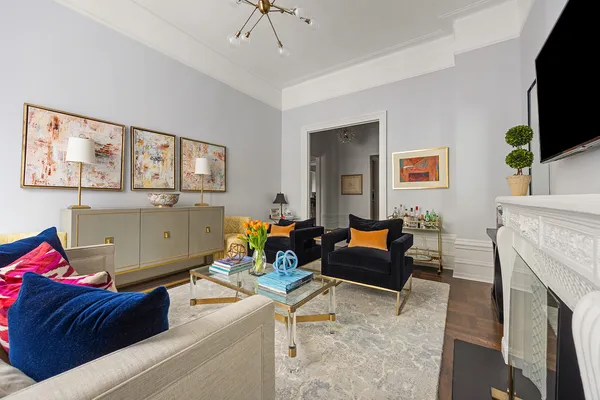 $2,895,000 | 895 West End Avenue, Unit 1B | Upper West Side