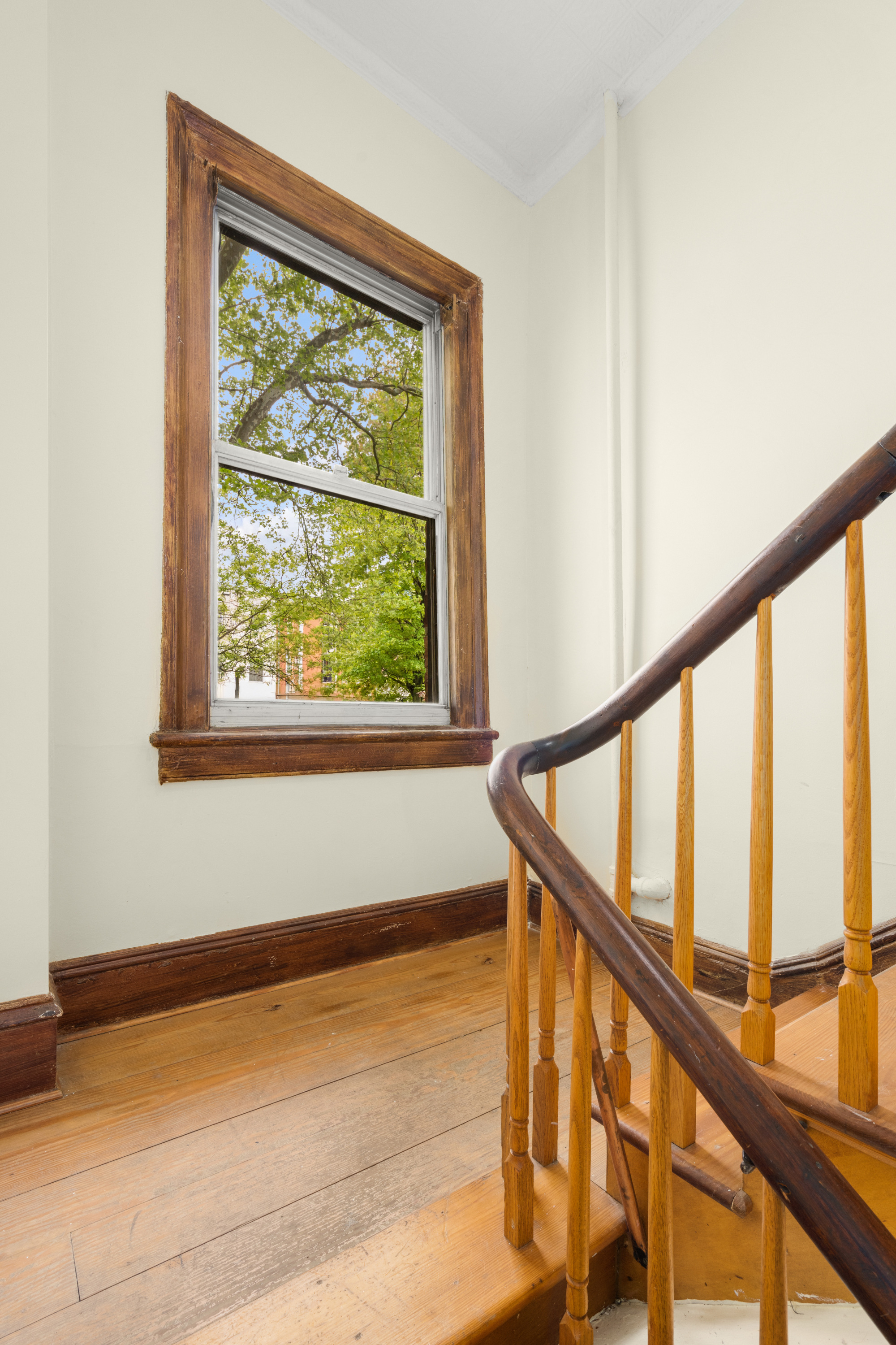 38 Douglass Street Brooklyn, NY 11231 - Photo 12 of 20 a view of an entryway