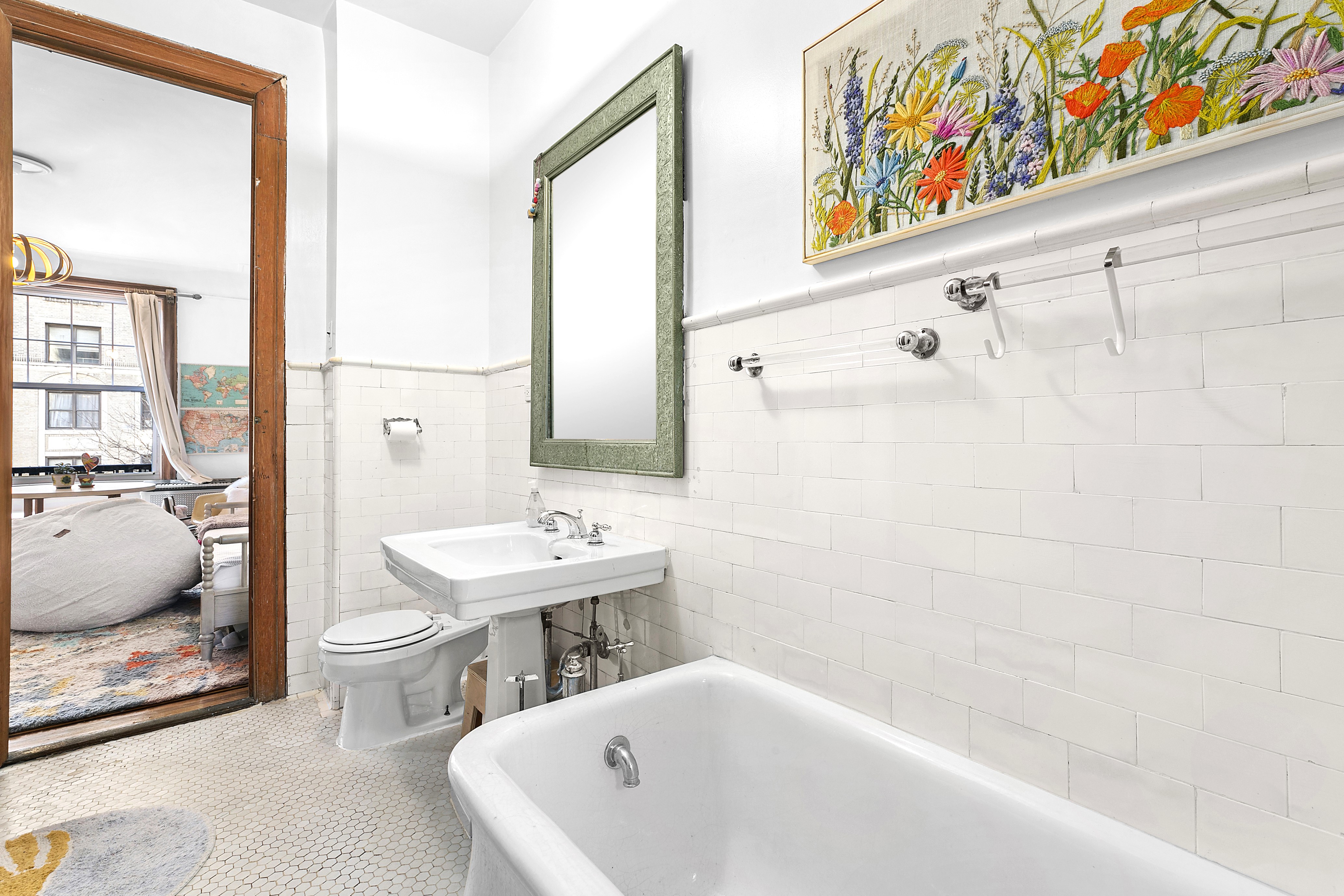 105 West 72nd Street, Unit 3B Manhattan, NY 10023 - Photo 7 of 8