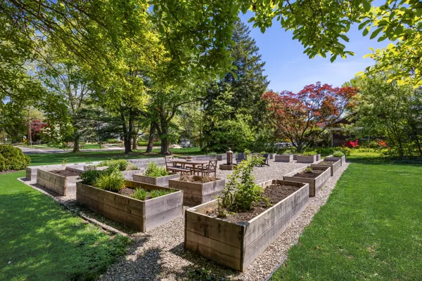 $1,200,000 | 730 North Stanwick Road, Moorestown, NJ 08057