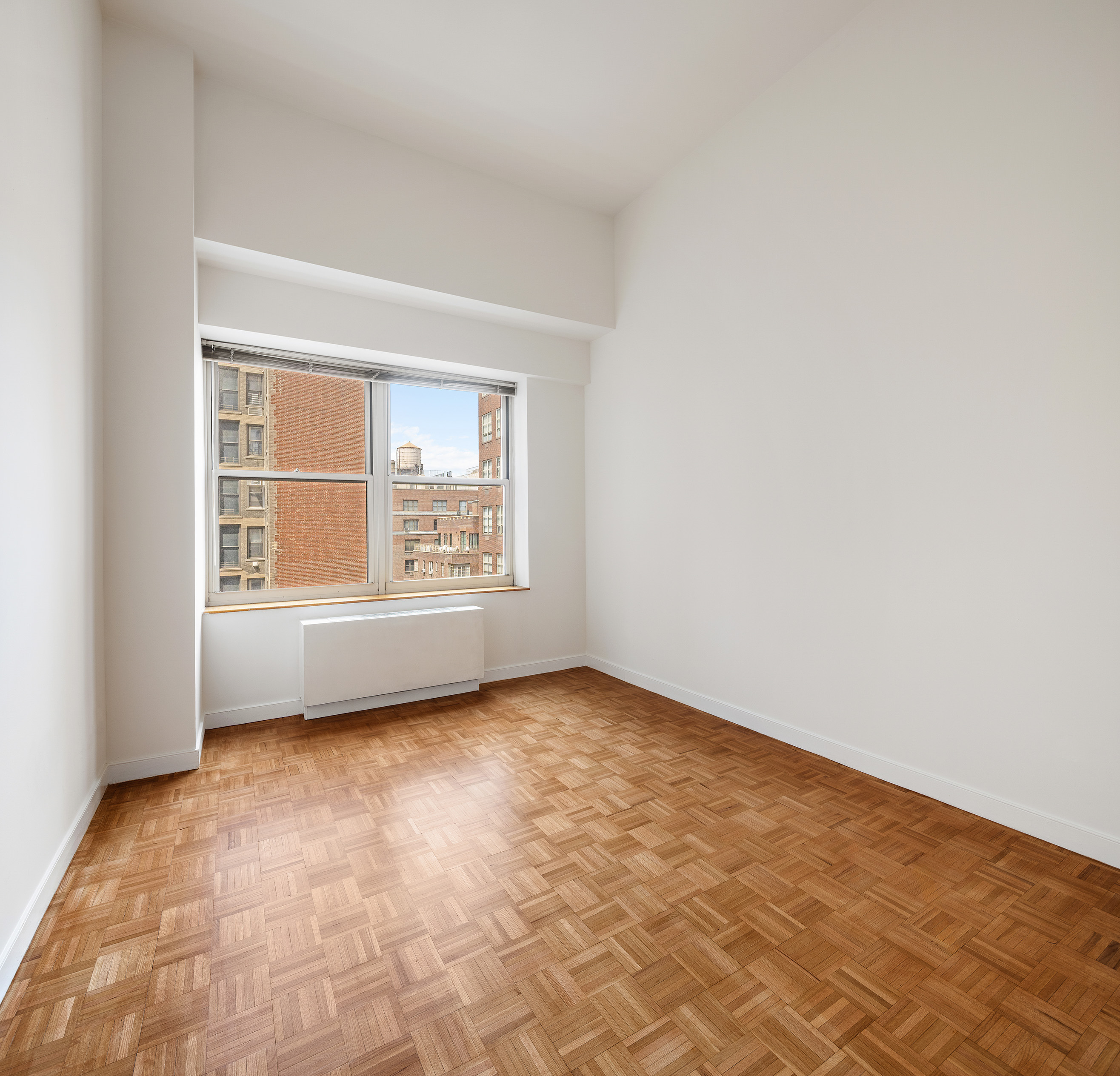 120 East 87th Street, Unit R14H Manhattan, NY 10128 - Photo 9 of 18 Gallery Image 9