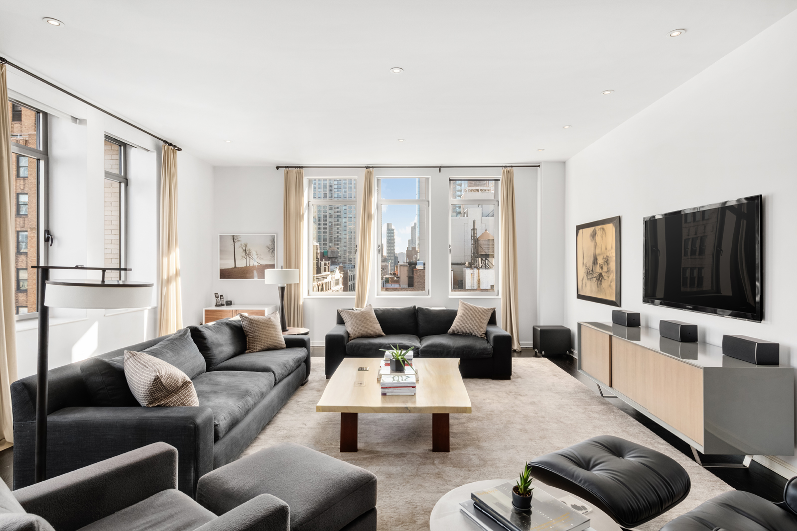 252 7th Avenue, Unit 15I Manhattan, NY 10001 - Photo 2 of 12