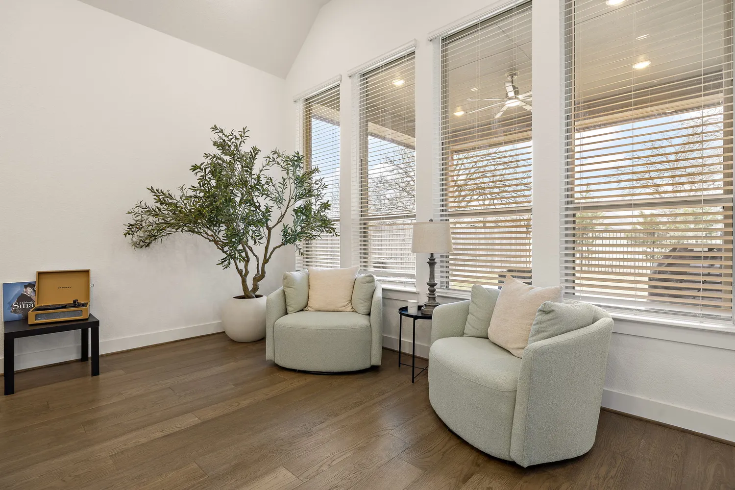 $615,000 | 412 Great Lawn Bend, Liberty Hill, TX 78642