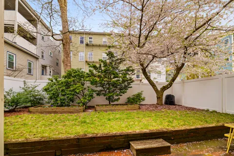 $1,075,000 | 13 Hubbard Street, Unit B, Jamaica Plain, MA 02130