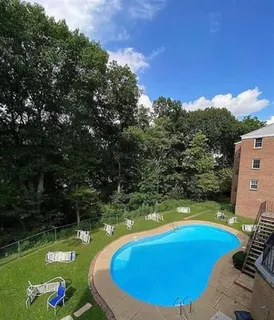 Contact Agent | 501 Camelot Drive, Pittsburgh, PA 15237