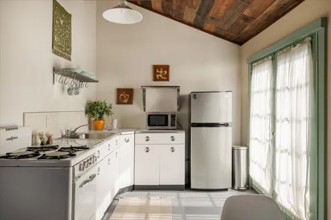 $1,395,000 | 1447 Wallace Avenue, Los Angeles, CA 90026