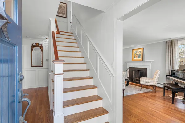 $2,150,000 | 20 Briarfield Road, Barrington, RI 02806