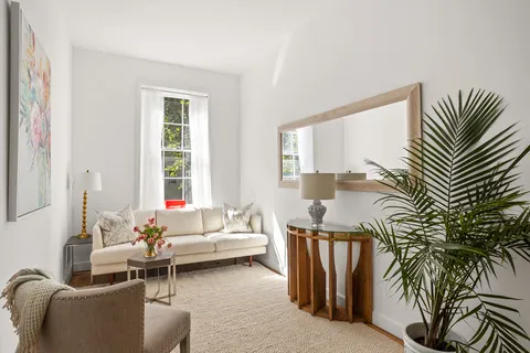 $700,000 | 350 West 20th Street, Unit 3R | Chelsea