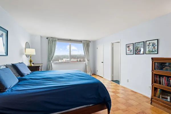 Contact Agent | 5101 River Road, Unit 901, Bethesda, MD 20816