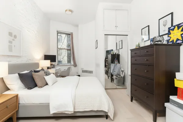 $2,750 | 411 East 85th Street, Unit 1C | Upper East Side