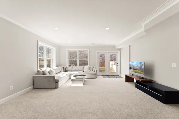 $2,550,000 | 8621 McHenry Street, Vienna, VA 22180