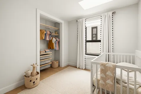 a view of livingroom with furniture