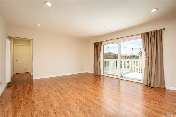 $3,195 | 301 Oswego Avenue, Huntington Beach, CA 92648