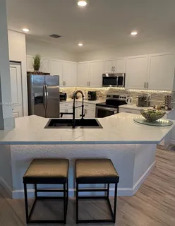 $605,000 | 1361 Southeast 27th Street, Homestead, FL 33035
