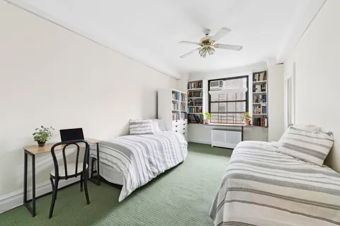 $2,150,000 | 161 West 75th Street, Unit 10A | Upper West Side