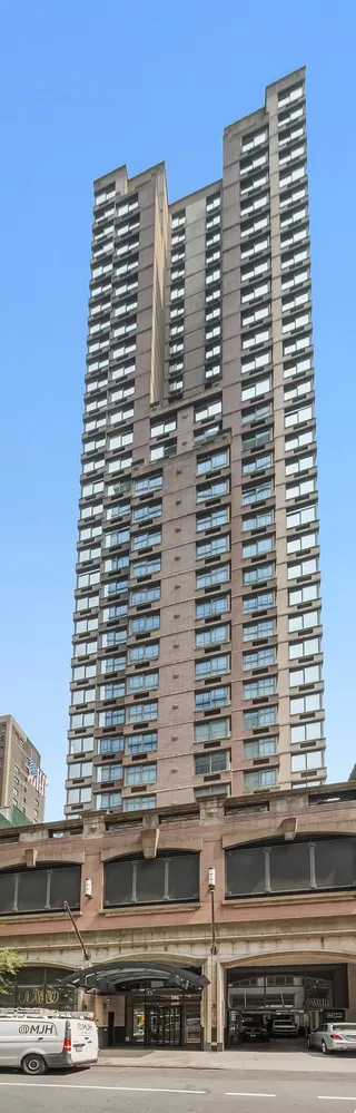 $4,000 | 35 West 33rd Street, Unit PHA | Midtown South