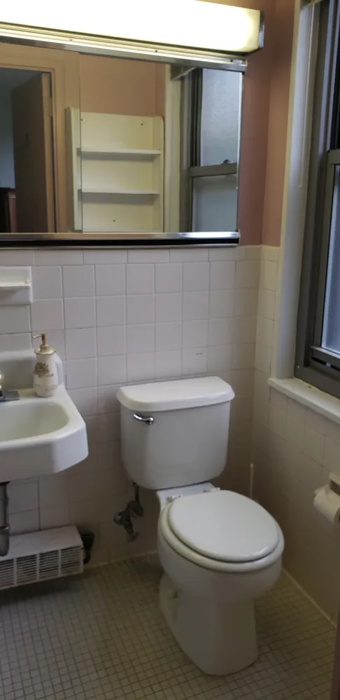 $620,000 | 70-25 Yellowstone Boulevard, Unit 2M | Forest Hills