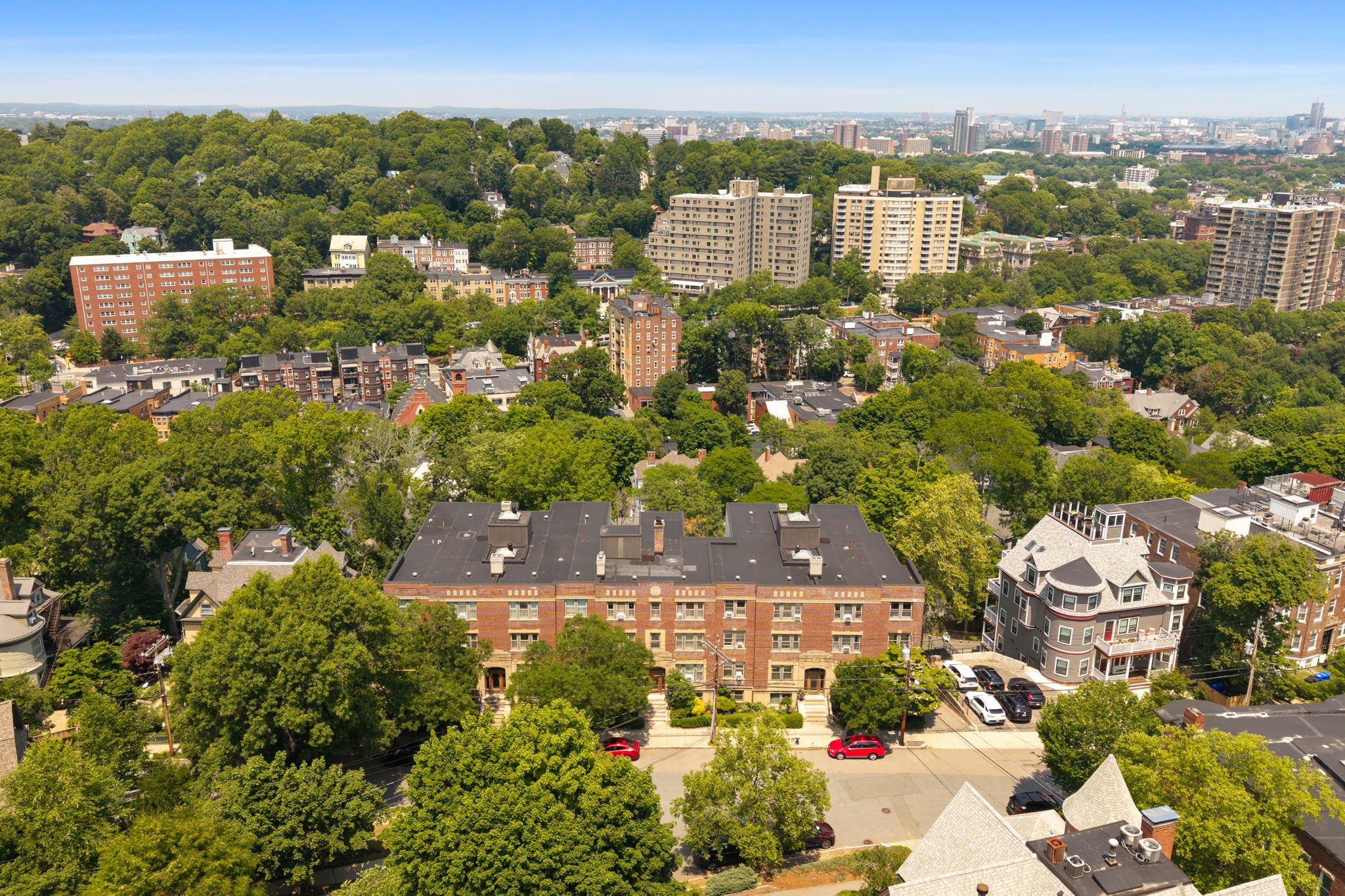 127 Winthrop Road, Unit 1A Brookline, MA 02445 - Photo 25 of 30