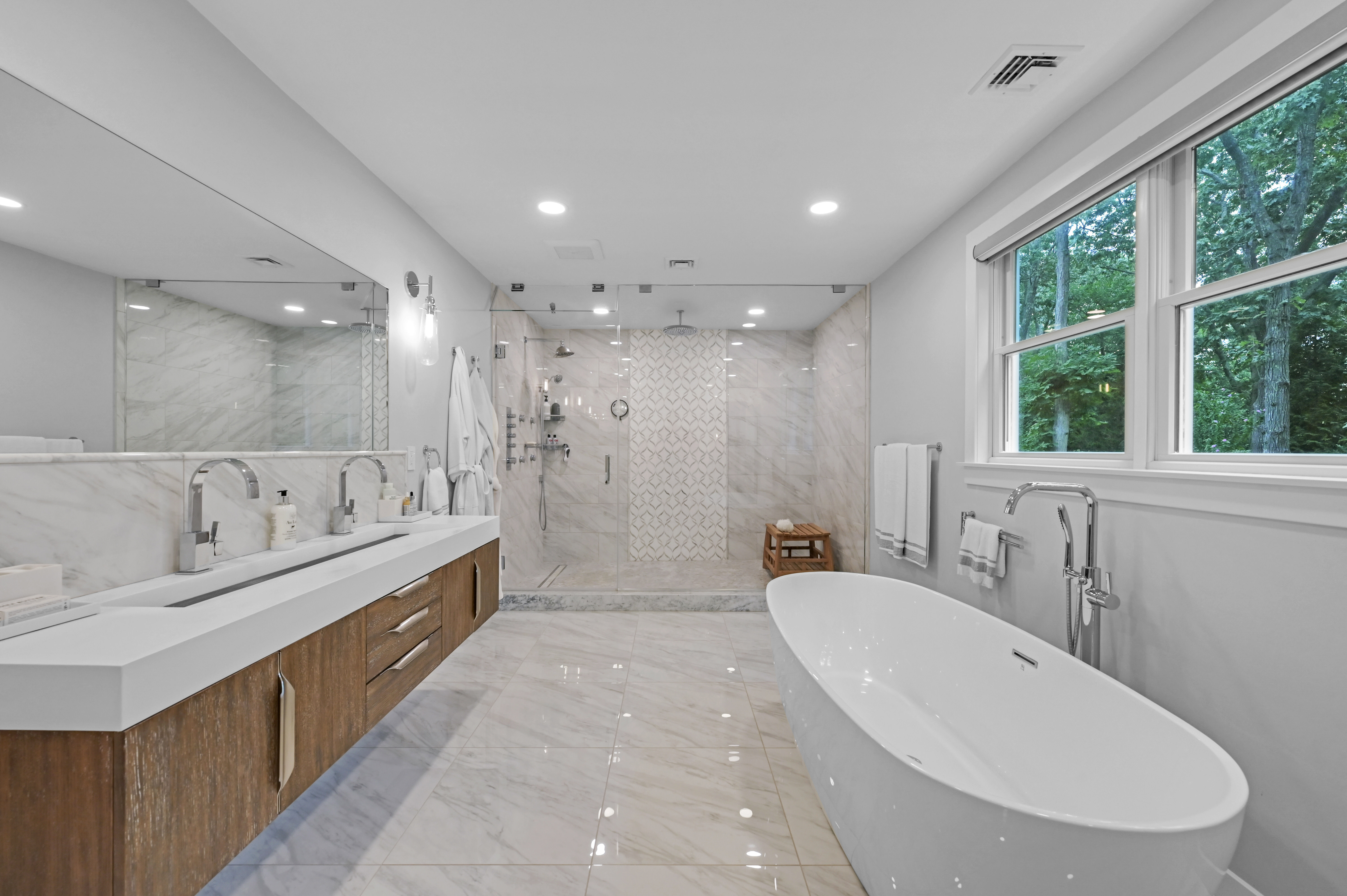 Private Remsenburg, NY 11960 - Photo 21 of 45