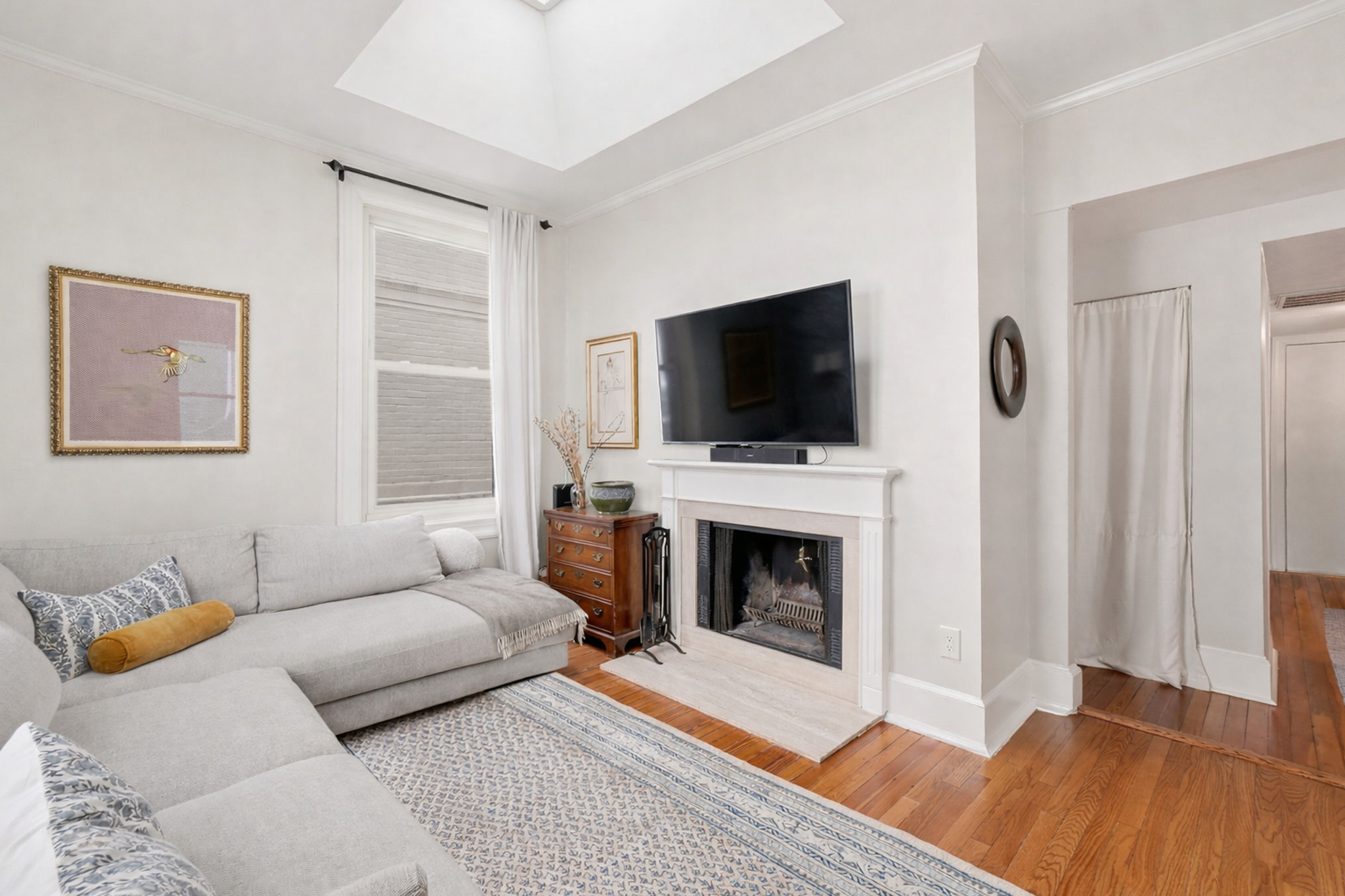 520 E Street Northeast, Unit 403 Washington, DC 20002 - Photo 4 of 18