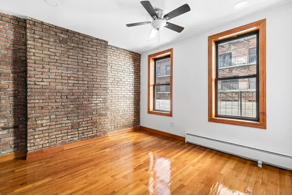 $8,600 | 258 West 15th Street, Unit 2R | Chelsea