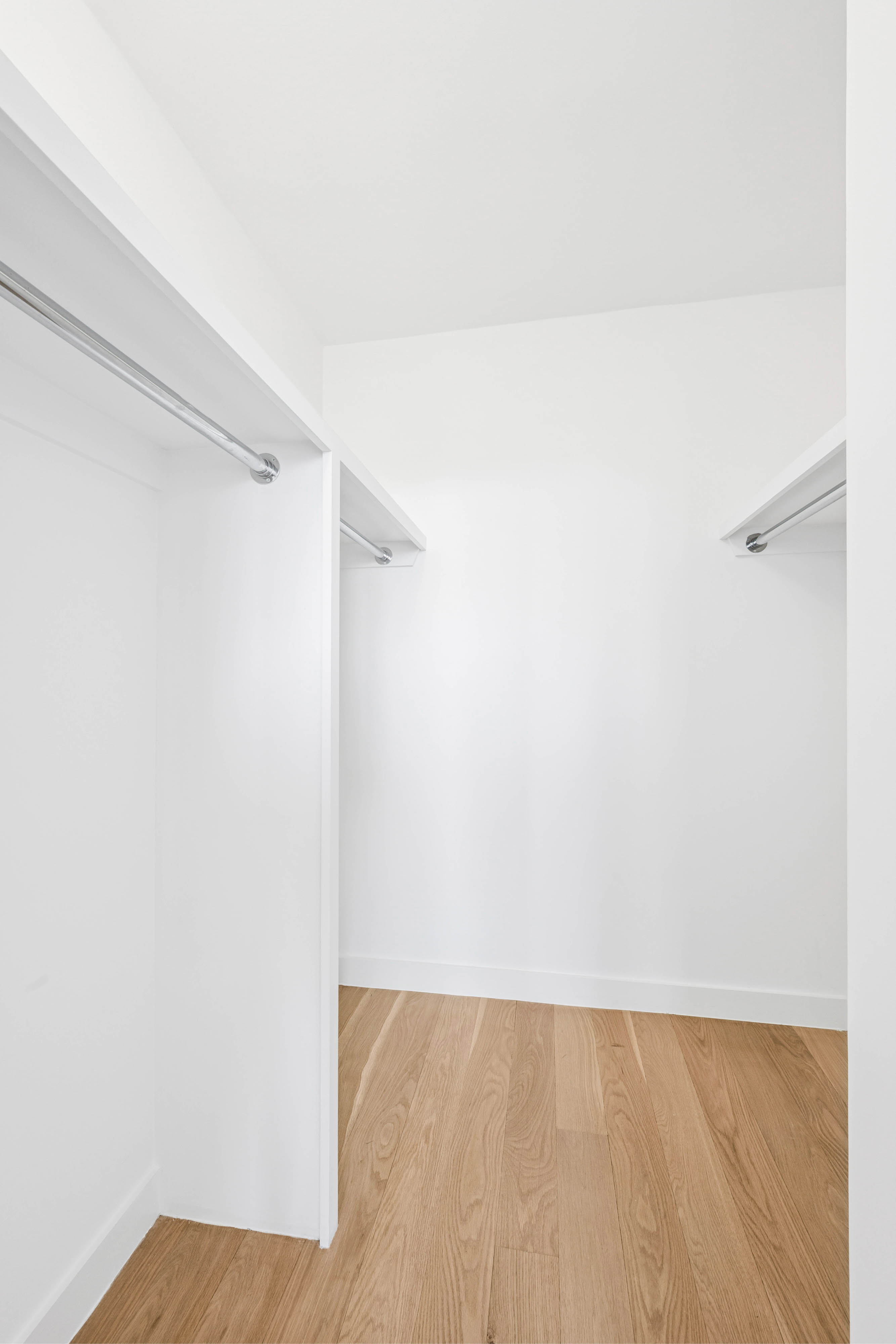 301 West 53rd Street, Unit 21B Manhattan, NY 10019 - Photo 4 of 20 a view of an empty room
