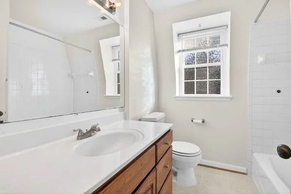 $590,000 | South Stafford Street, Arlington, VA 22206