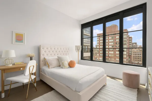 $5,390,000 | 250 West 96th Street, Unit 16A | Upper West Side