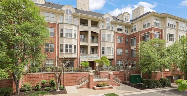 $499,000 | 1860 Stratford Park Place, Unit 205, Reston, VA 20190