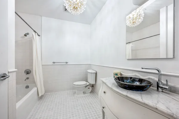 $26,995 | 354 Broadway, Unit 3 | TriBeCa