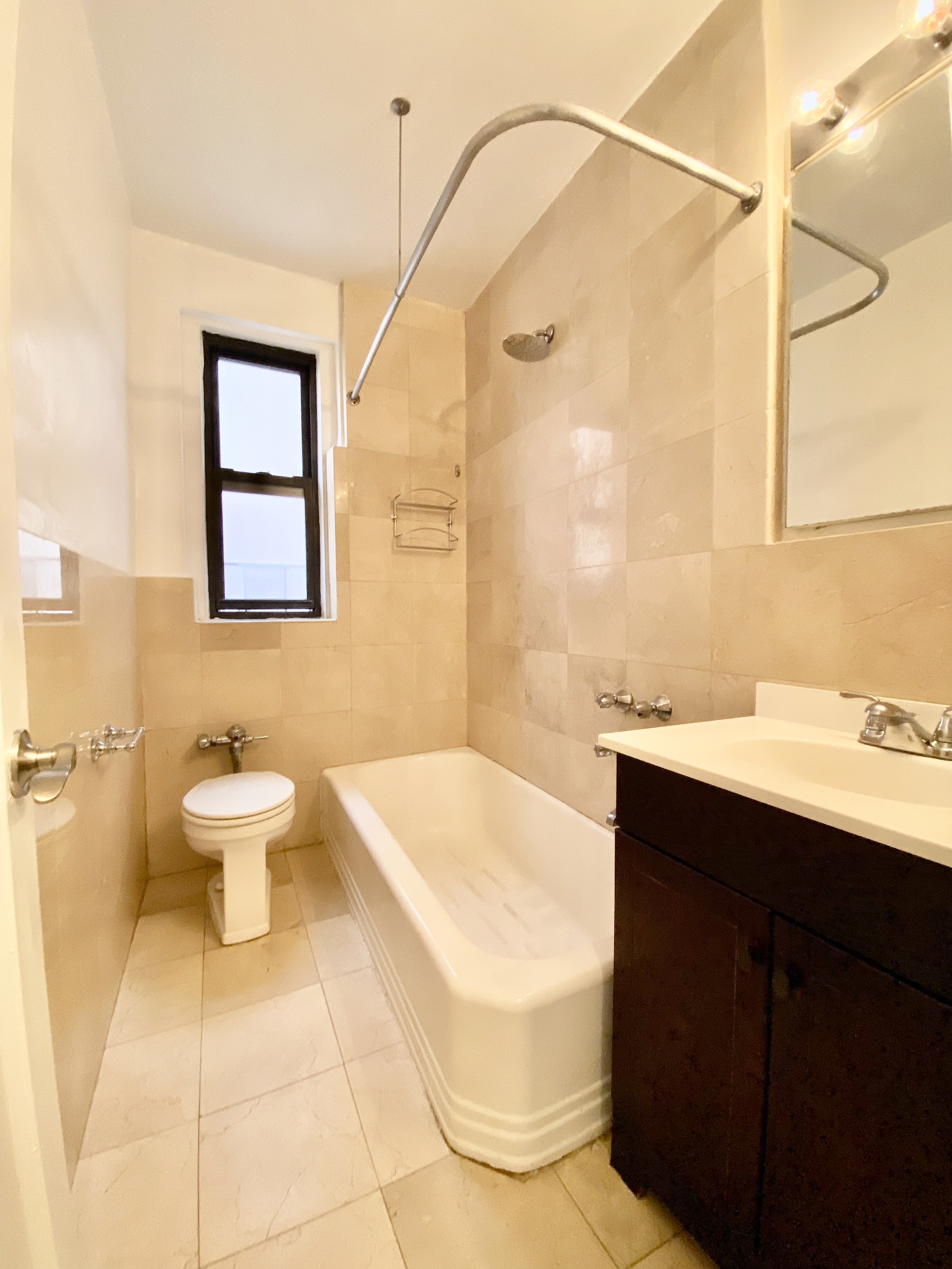 690 Fort Washington Avenue, Unit 4K Manhattan, NY 10040 - Photo 8 of 9