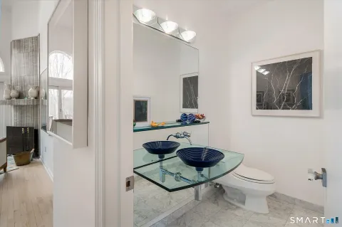 $2,495,000 | 215 South Lake Drive, Stamford, CT 06903