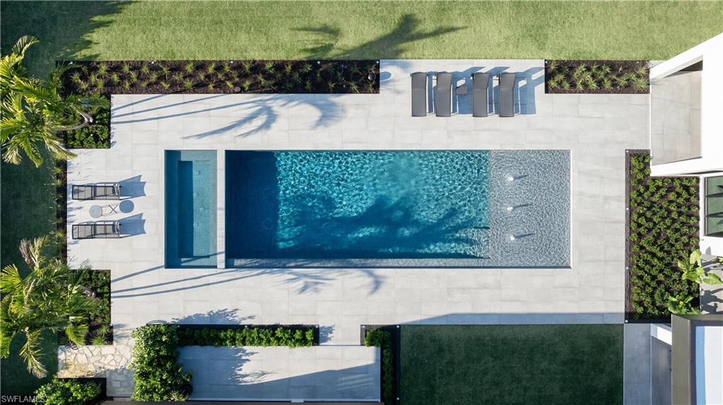 107 Myrtle Road Naples, FL 34108 - Photo 15 of 49