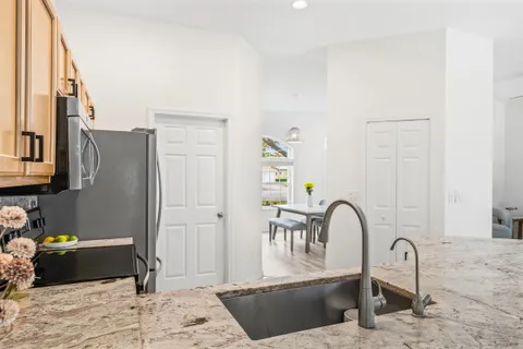 $475,000 | 4955 5th Place, Vero Beach, FL 32968