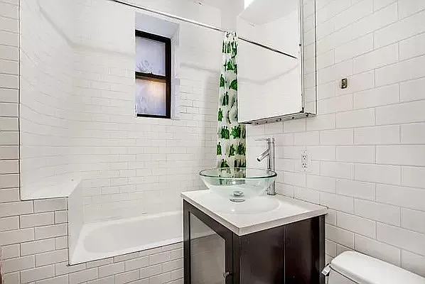 344 West 14th Street, Unit B4 Manhattan, NY 10014 - Photo 4 of 5