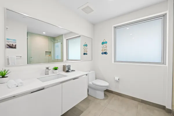 $549,000 | 777 North Ocean Drive, Unit N407, Hollywood, FL 33019