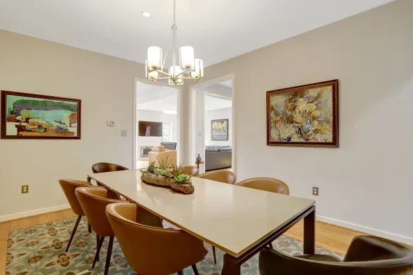 $2,000,000 | 4715 38th Street North, Arlington, VA 22207