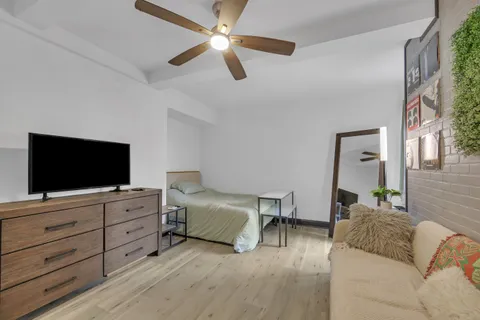 $305,000 | 25 Tudor City Place, Unit 1707 | Murray Hill