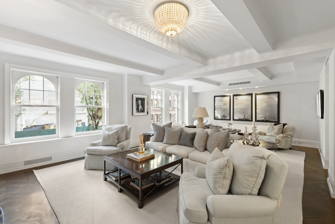 575 Park Avenue, Unit 105 Manhattan, NY 10065 - Photo 1 of 19