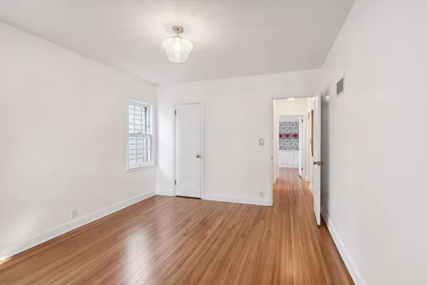 $425,000 | 3922 North Washburn Avenue, Minneapolis, MN 55412