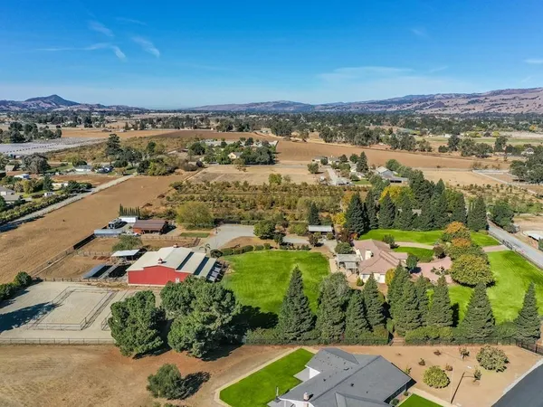 $3,188,000 | 10531 Korn Lane, Gilroy, CA 95020
