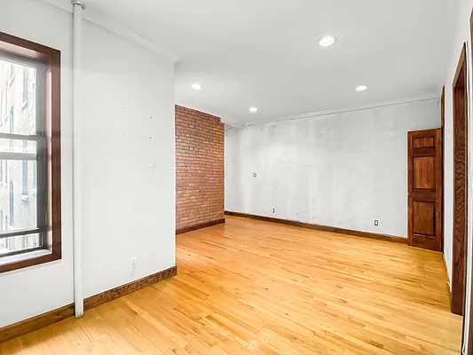 208 West 140th Street, Unit 11 Manhattan, NY 10030 - Photo 4 of 9