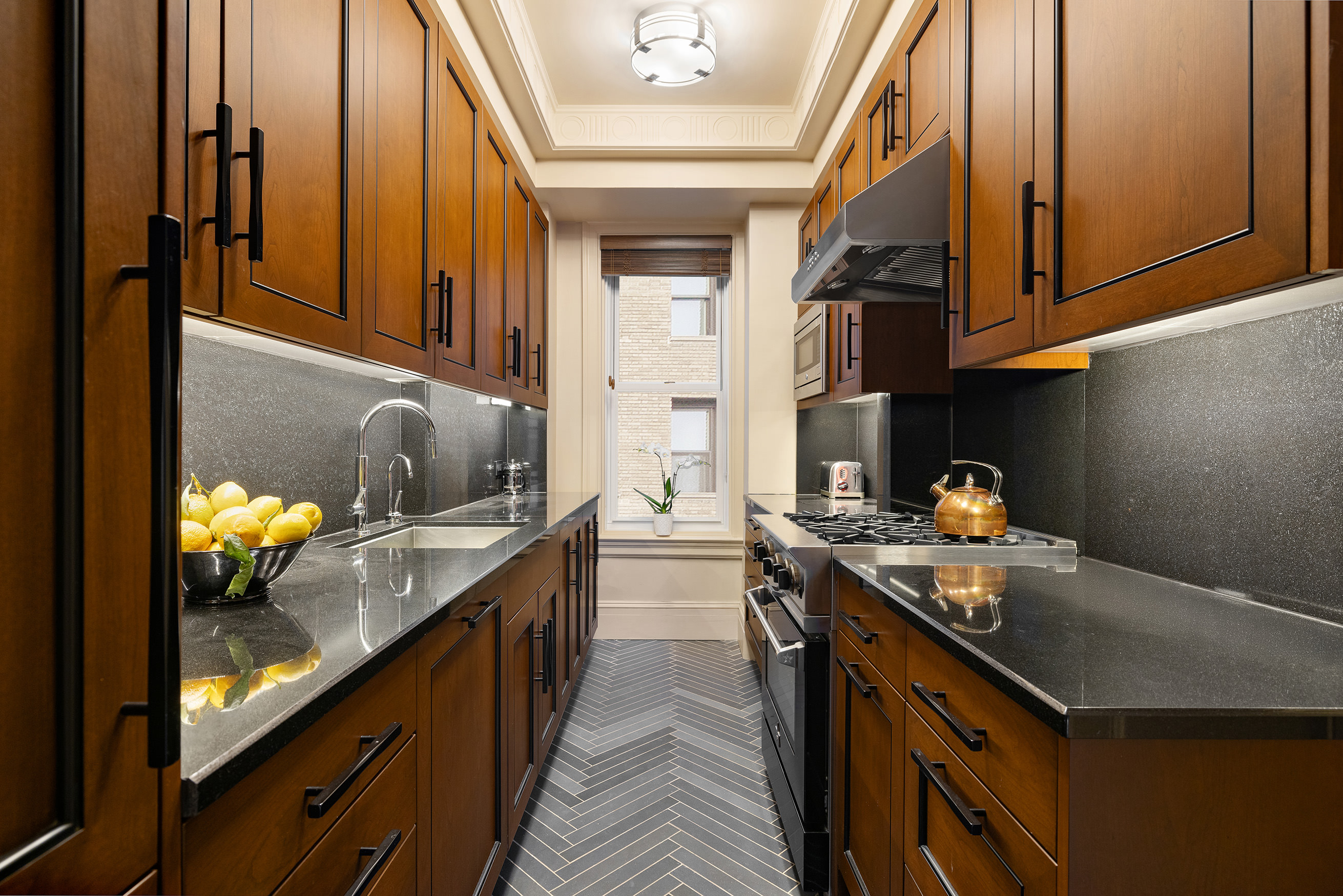 29 East 64th Street, Unit 7B Manhattan, NY 10065 - Photo 11 of 17