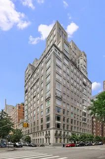 $8,995,000 | 20 East End Avenue, Unit 10A | Upper East Side
