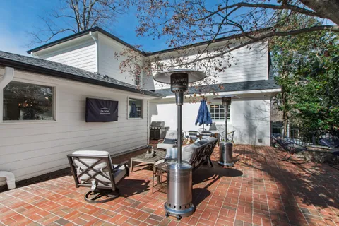 $2,150,000 | 2638 Lakeview Drive, Raleigh, NC 27609