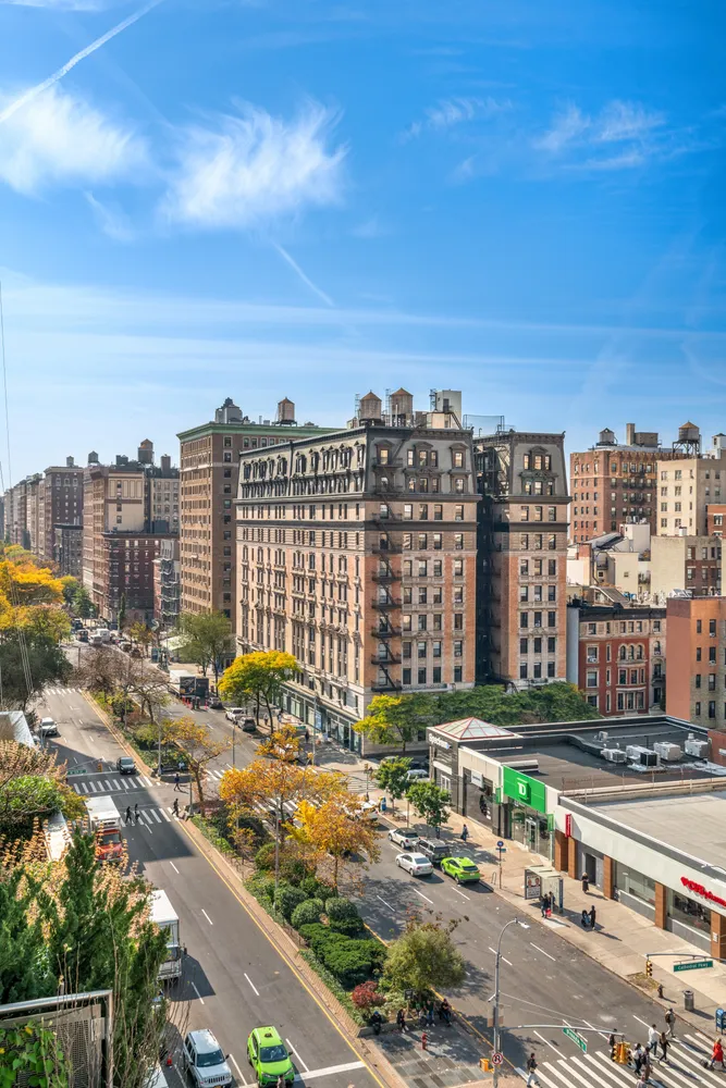 $3,050,000 | 545 West 110th Street, Unit 9D | Morningside Heights